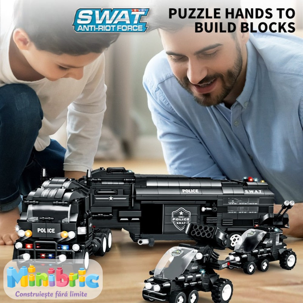 Set de Constructie cu Piese Tip Blocuri Constructie MiniBric Swat Defender Truck